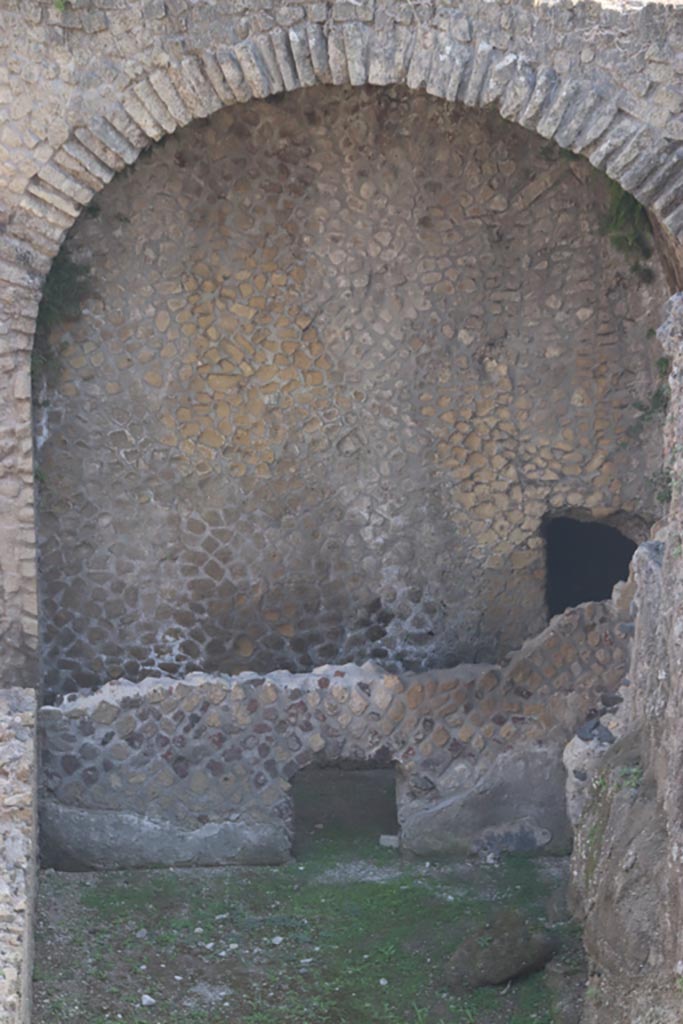 III.1/2/18/19, Herculaneum, October 2023. 
Room F, looking towards north wall. Photo courtesy of Klaus Heese.

