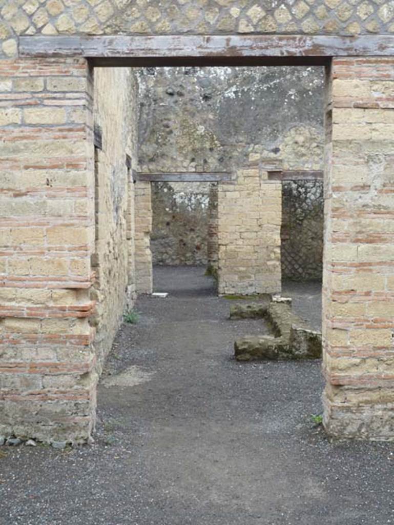 IV.4 Herculaneum. September 2015. Doorway to room 7, in east wall of open courtyard 6. 

 
