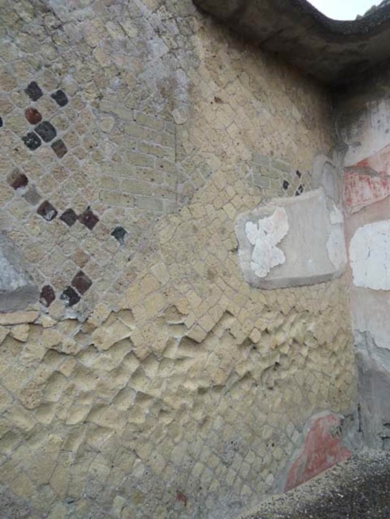 Ins. IV.8, Herculaneum, September 2015. North wall.