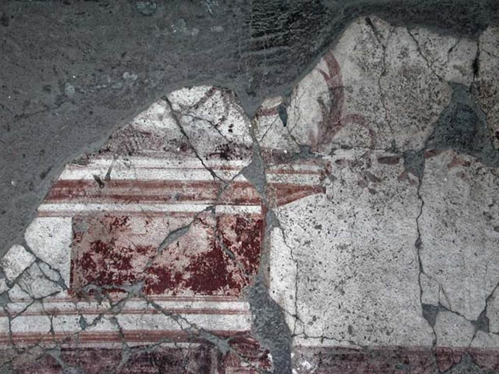 V.6, Herculaneum. September 2003. Detail from east wall of mezzanine level. Photo courtesy of Nicolas Monteix.