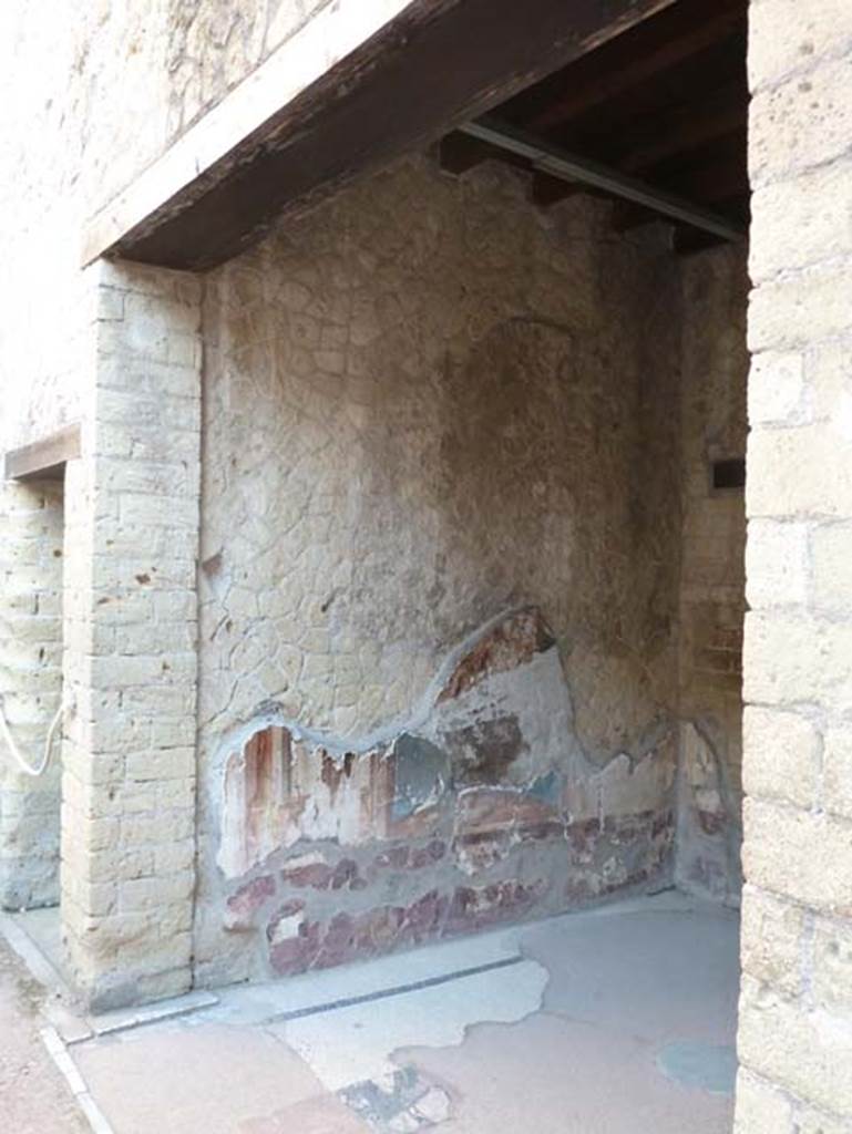 Ins. V 7, Herculaneum, September 2015. Looking towards north wall of tablinum. 

 

