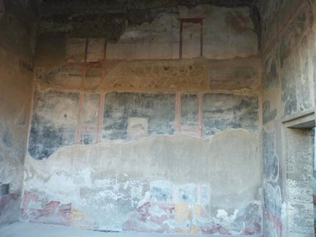 Ins. V 35, Herculaneum, September 2015. Ala 10, west wall.