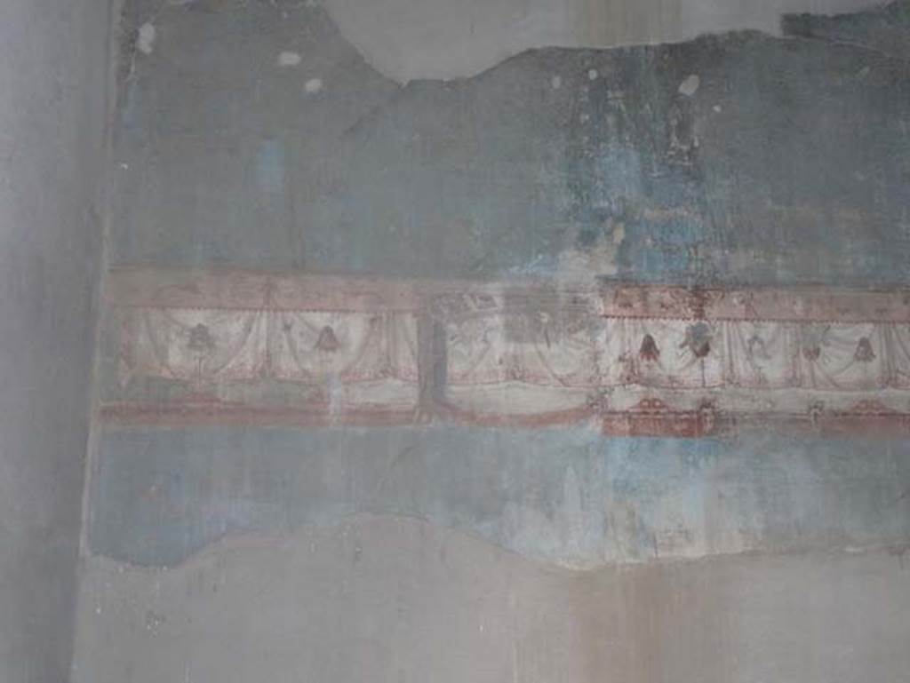 Ins. V 35, Herculaneum, September 2015. Diaeta 6, south wall, east end.