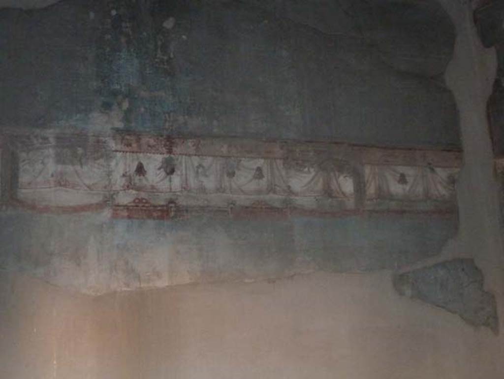 Ins. V 35, Herculaneum, September 2015. Diaeta 6, south wall, west end.