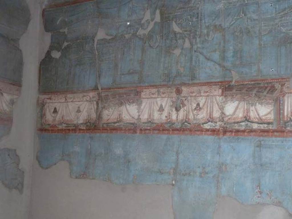 Ins. V 35, Herculaneum, September 2015. Diaeta 6, west wall, south end.
