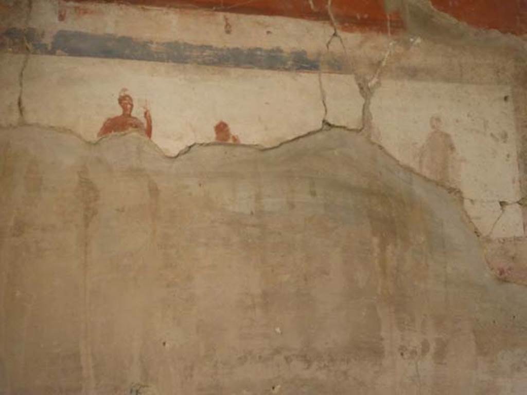 Ins. VI 16, Herculaneum, September 2015. Remaining painting at north end of east wall.