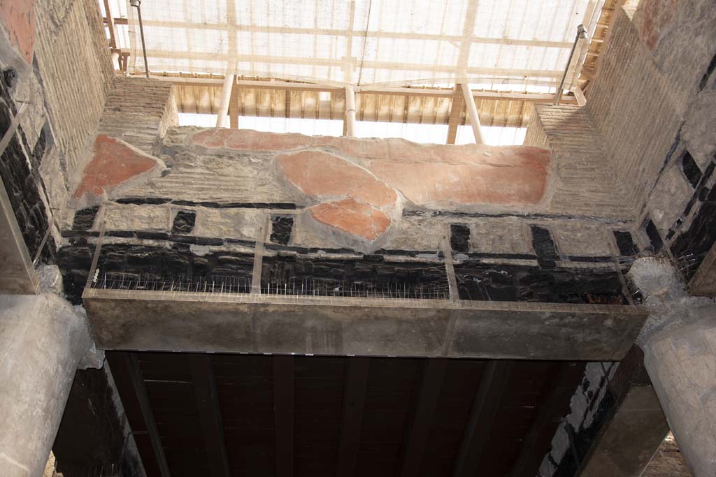VI.21 Herculaneum, March 2019. Upper north side.
Foto Annette Haug, ERC Grant 681269 DÉCOR

