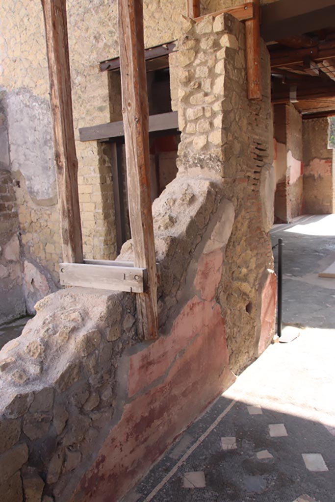Ins. Orientalis I, 1, Herculaneum, October 2023. 
North wall of entrance corridor. Photo courtesy of Klaus Heese.
