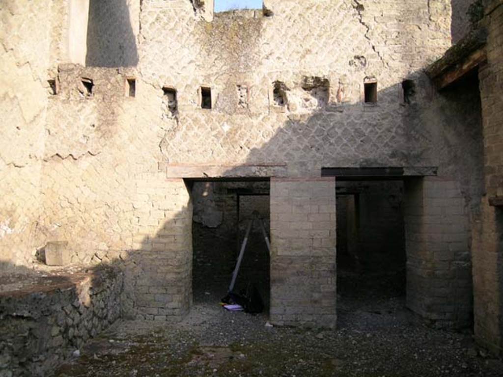Ins Or II, 18, Herculaneum. May 2004. Looking towards east wall with two doorways. 
Photo courtesy of Nicolas Monteix.

