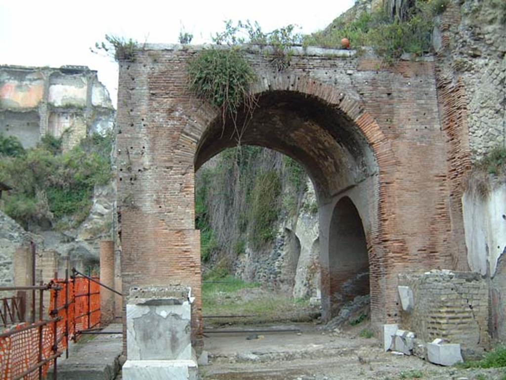 Herculaneum, May 2001. Looking west on Decumanus Maximus towards east side of the arch of the Augusteum/Basilica.  Photo courtesy of Current Archaeology.
