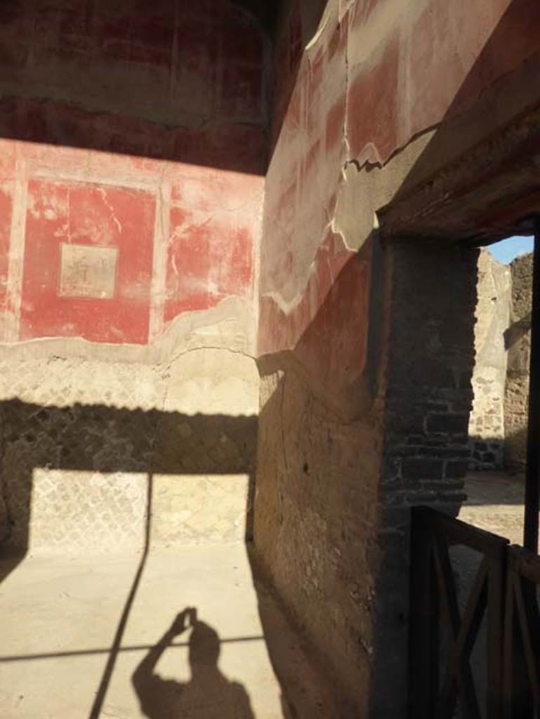 II.2 Herculaneum, August 2021. North wall with landscape painting in centre of wall. Photo courtesy of Robert Hanson.