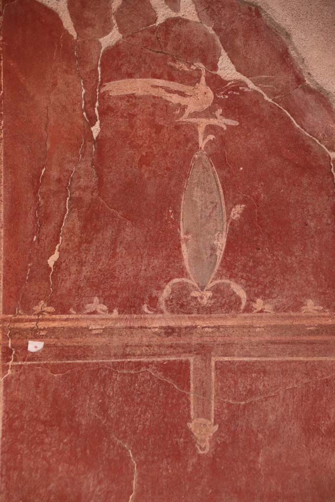 III.3 Herculaneum. September 2019. 
Detail of painted decoration on upper west side of south wall of tablinum.
Photo courtesy of Klaus Heese.
