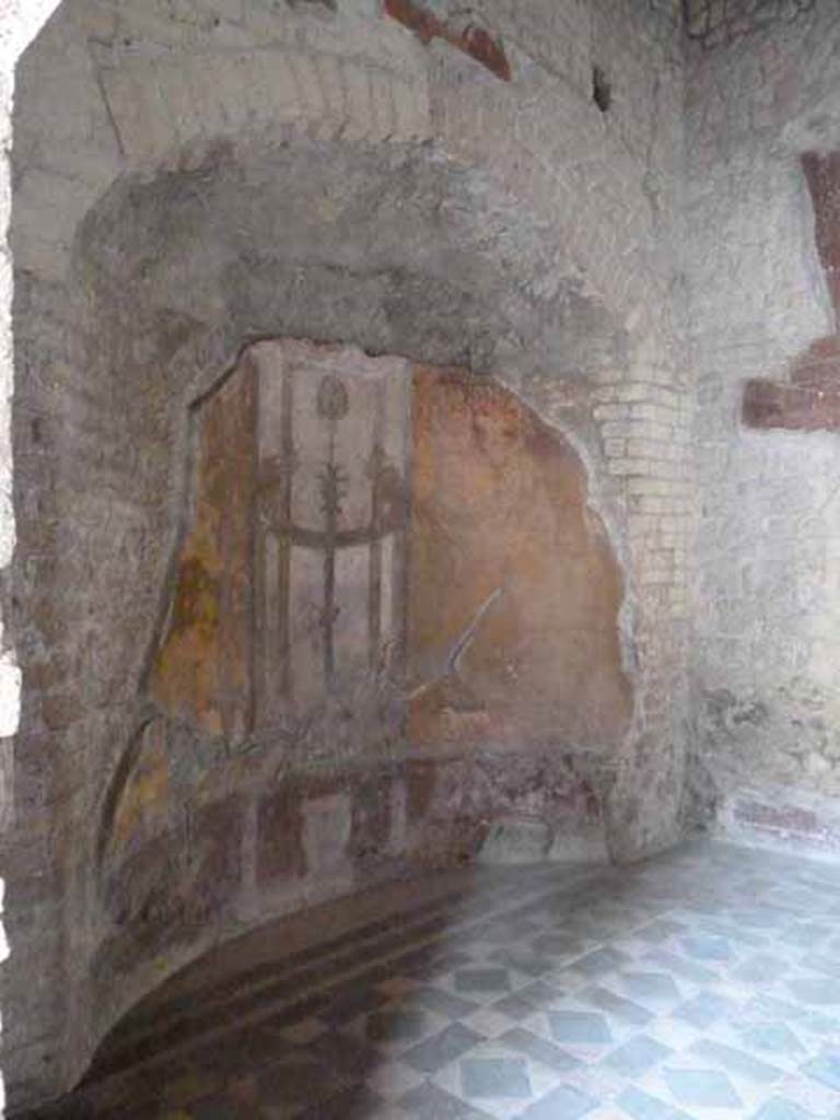 III.3 Herculaneum. May 2010. North wall of triclinium.

