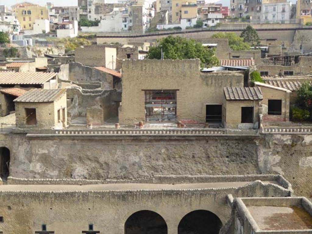 IV.1, Herculaneum, October 2014. Looking north towards terrace and rooms looking onto it, taken from access roadway. Photo courtesy of Michael Binns.
