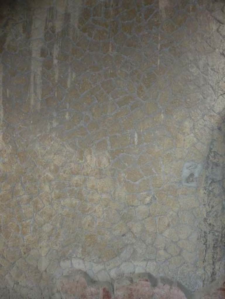 IV.4 Herculaneum. September 2015. Room 4, west wall. 