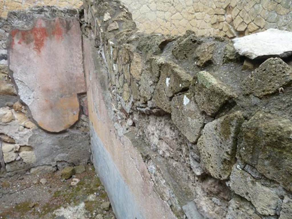 Ins. IV.8, Herculaneum, September 2015. Room on north side of entrance doorway, looking towards north-east corner.