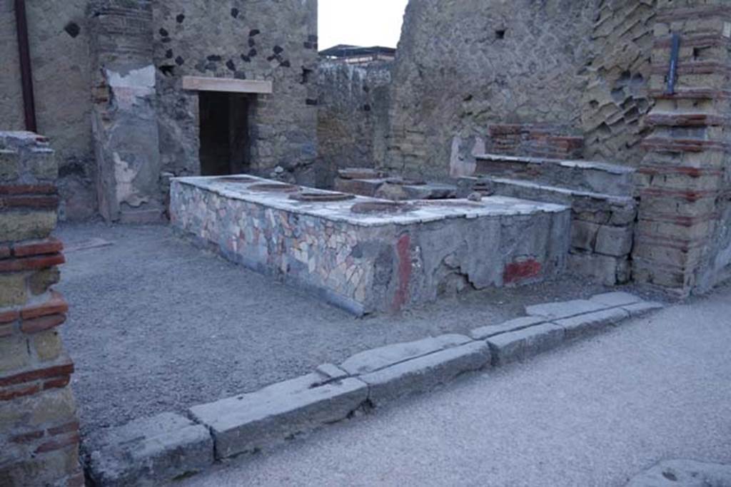 IV.15 Herculaneum, October 2014. Looking south-west across counter-room. Photo courtesy of Michael Binns.