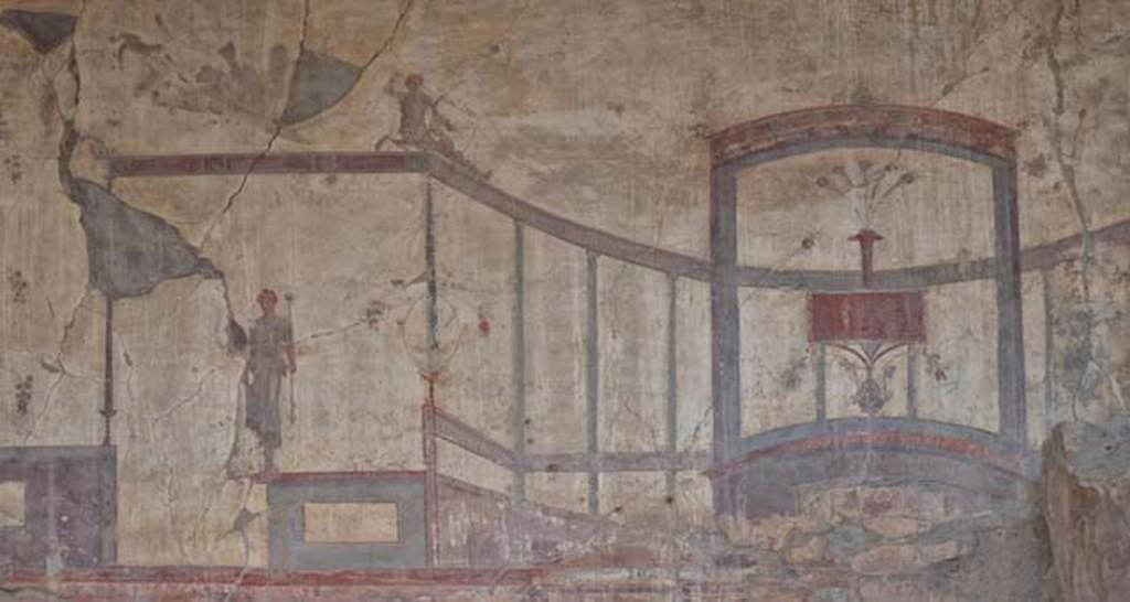 IV.15/16, Herculaneum, April 2018. Painted decoration on upper west wall of room 9.
Photo courtesy of Ian Lycett-King. Use is subject to Creative Commons Attribution-NonCommercial License v.4 International.
