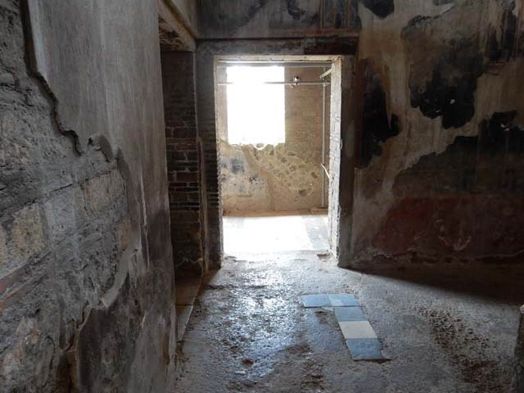 IV.21, Herculaneum. May 2018. Room 6, looking south towards doorway to cryptoporticus 28, from the end of Corridor 27.
Photo courtesy of Buzz Ferebee. 
