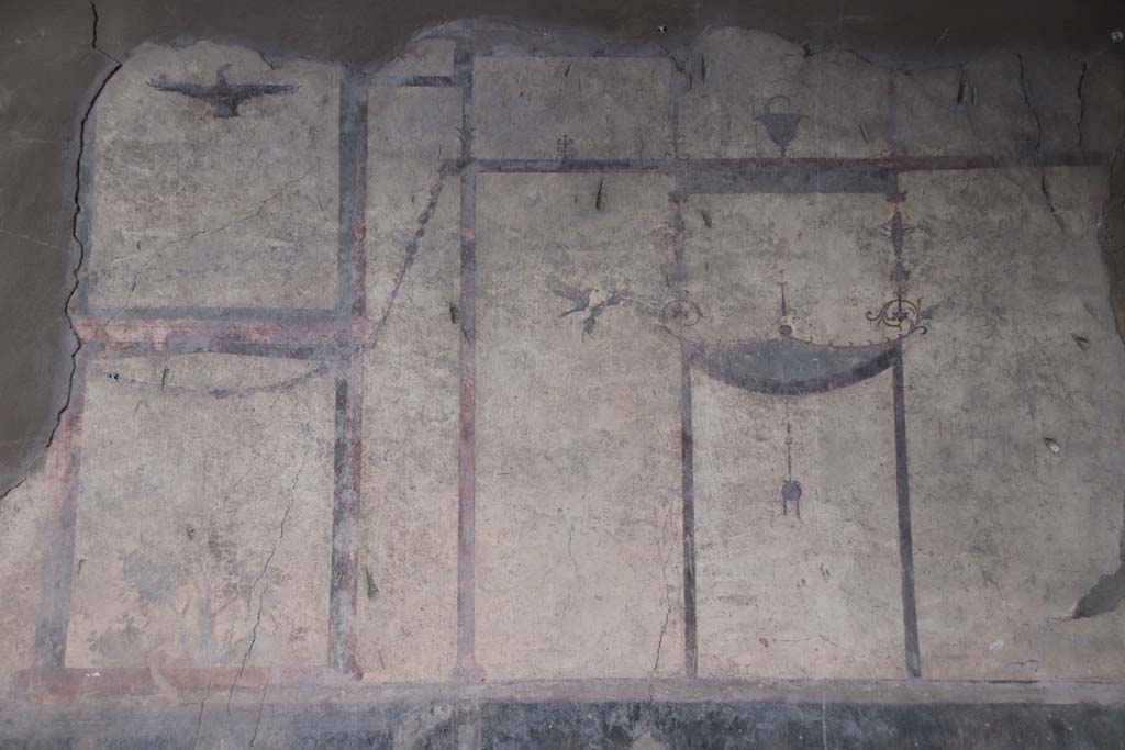IV.21, Herculaneum. October 2020. Room 24, upper west wall in atrium, at north end. Photo courtesy of Klaus Heese. 