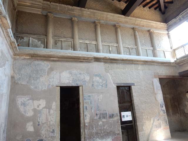 V.1 Herculaneum. May 2010. Room 6, floor near south wall of the tablinum. 