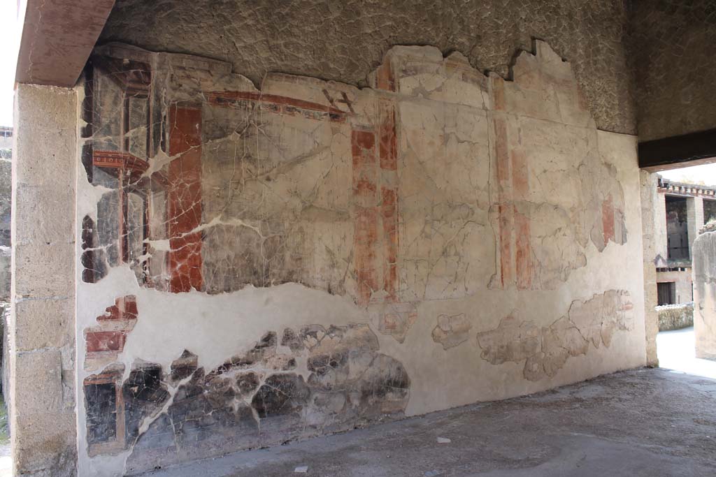 VI.13 Herculaneum, March 2014. Looking south along east wall of tablinum.
Foto Annette Haug, ERC Grant 681269 DÉCOR.
