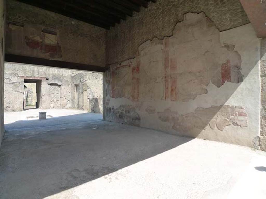VI.13, Herculaneum, June 2017. Looking north along east wall of tablinum towards atrium. Photo courtesy of Michael Binns.