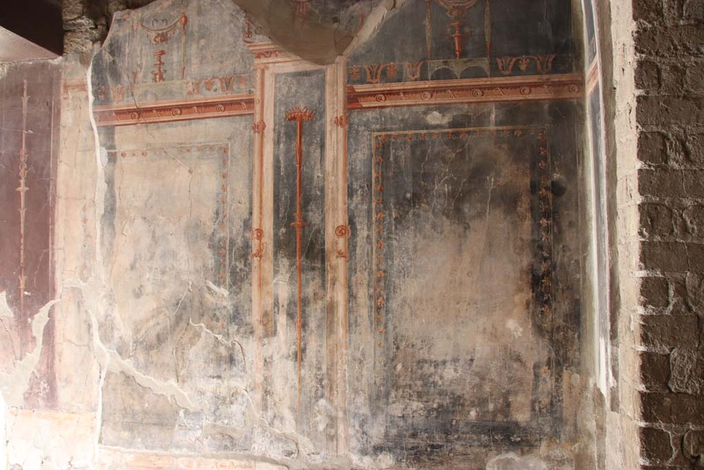 VI.13 Herculaneum. September 2017. Room 12, anteroom to cubiculum, south wall. Photo courtesy of Klaus Heese.