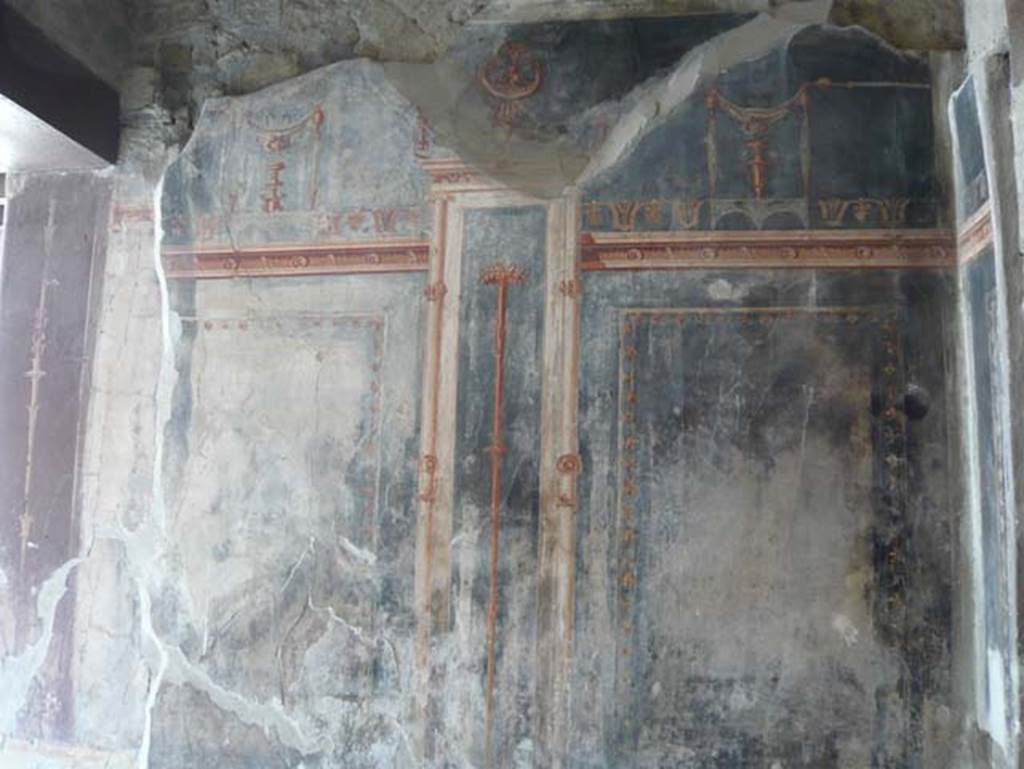 VI.13 Herculaneum. August 2013. Room 12, anteroom to cubiculum, south wall. Photo courtesy of Buzz Ferebee.