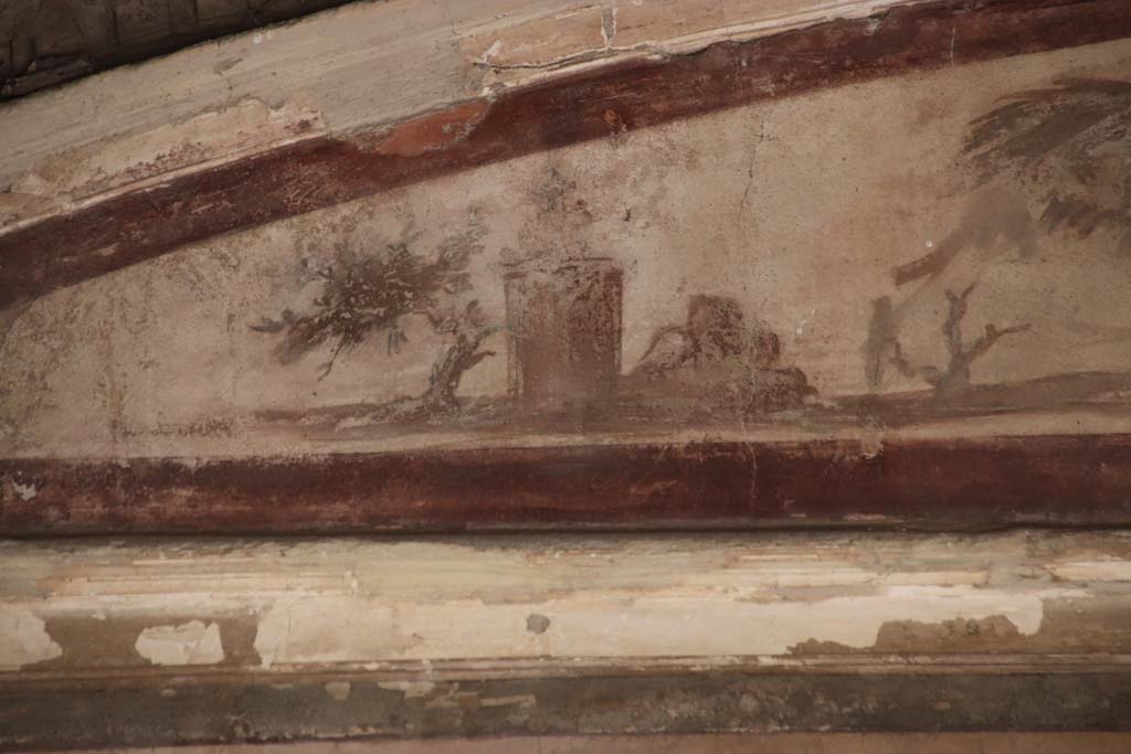 VI.17 Herculaneum. September 2019. Detail from upper north wall of triclinium, at west end. Photo courtesy of Klaus Heese.