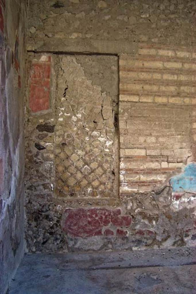 VI.17, Herculaneum. February 2003. South wall of tablinum, at east end. 
Photo courtesy of Nicolas Monteix.
