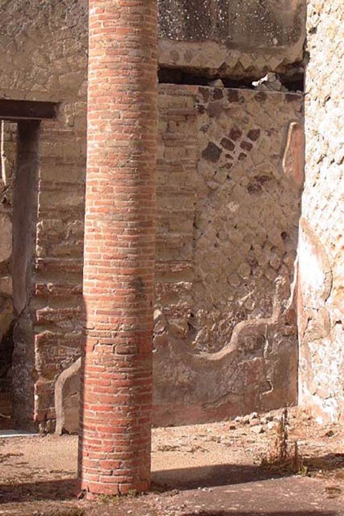 VI.29, Herculaneum. Not dated. Looking across atrium towards the west wall and blocked doorway in north-west corner. 
Photo courtesy of Nicolas Monteix.

