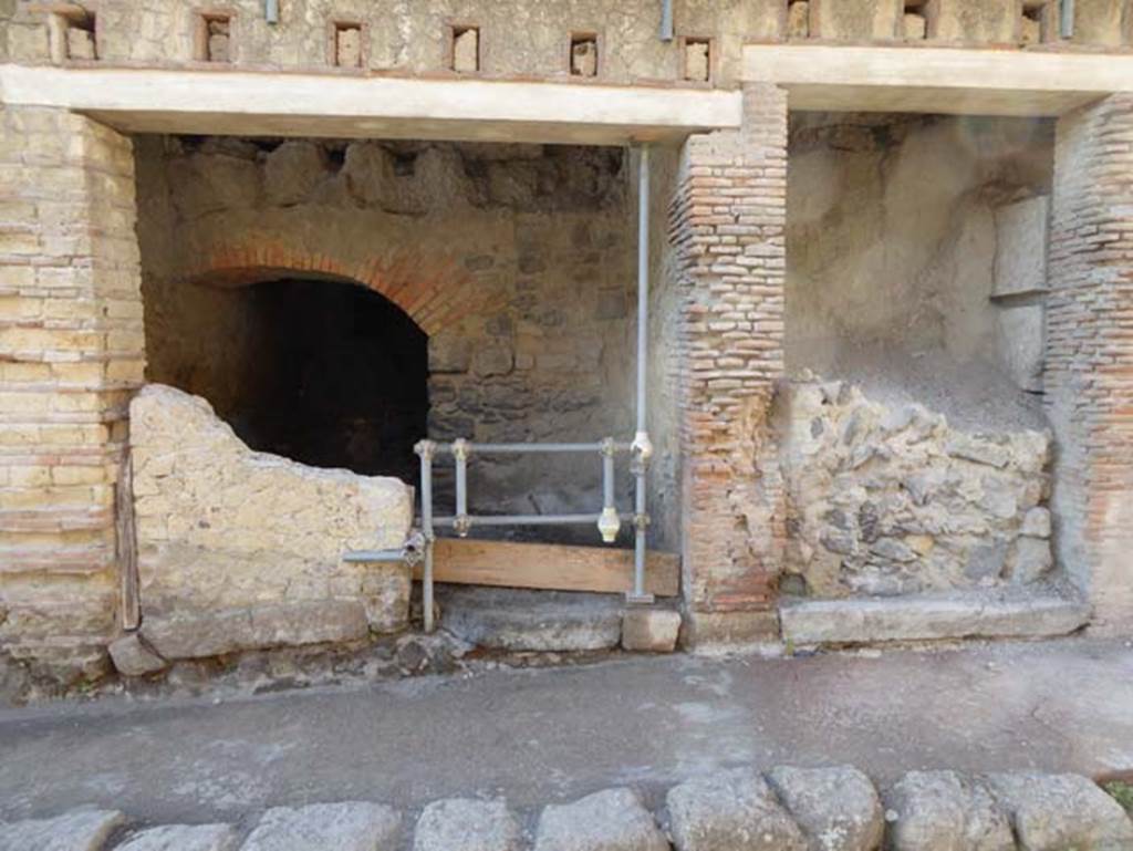VII, 12 Herculaneum, September 2015. Doorway, on left,  on west side of Cardo III Superiore.  Photo courtesy of Michael Binns.
