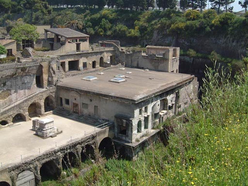 Herculaneum, May 2007. Looking north-east towards the Terrace of Balbus with the east end of the arched beachfront openings below.  On the upper right of centre is the “tower” room of the House of Relief of Telephus, and in the centre is the roof of the Suburban Baths.  Photo courtesy of Buzz Ferebee.
