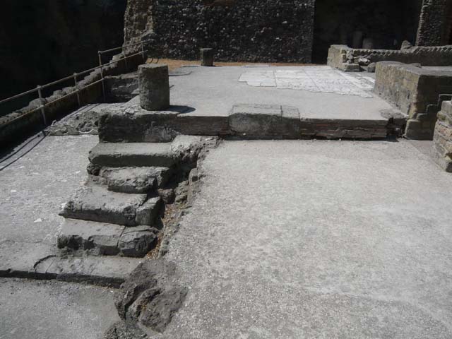 Herculaneum, August 2013. Sacred Area terrace, looking north in the shrine of the Four Gods. Photo courtesy of Buzz Ferebee.
