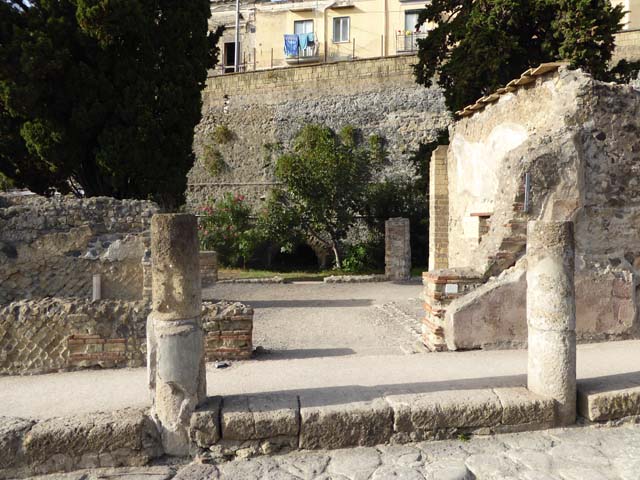 II.3 Herculaneum, September 2015. Looking north-west from doorway along the west side of Cardo III.