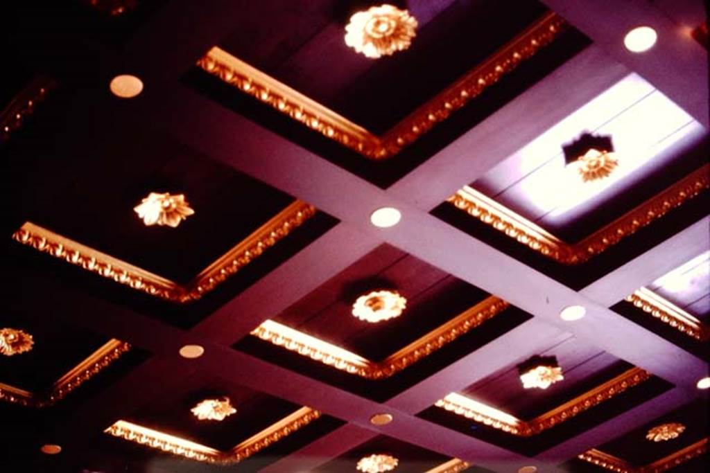 Getty Villa, Malibu, Spring 1982. Reproduction of ceiling. Photo by Stanley A. Jashemski.   
Source: The Wilhelmina and Stanley A. Jashemski archive in the University of Maryland Library, Special Collections (See collection page) and made available under the Creative Commons Attribution-Non Commercial License v.4. See Licence and use details.
J80f0413

