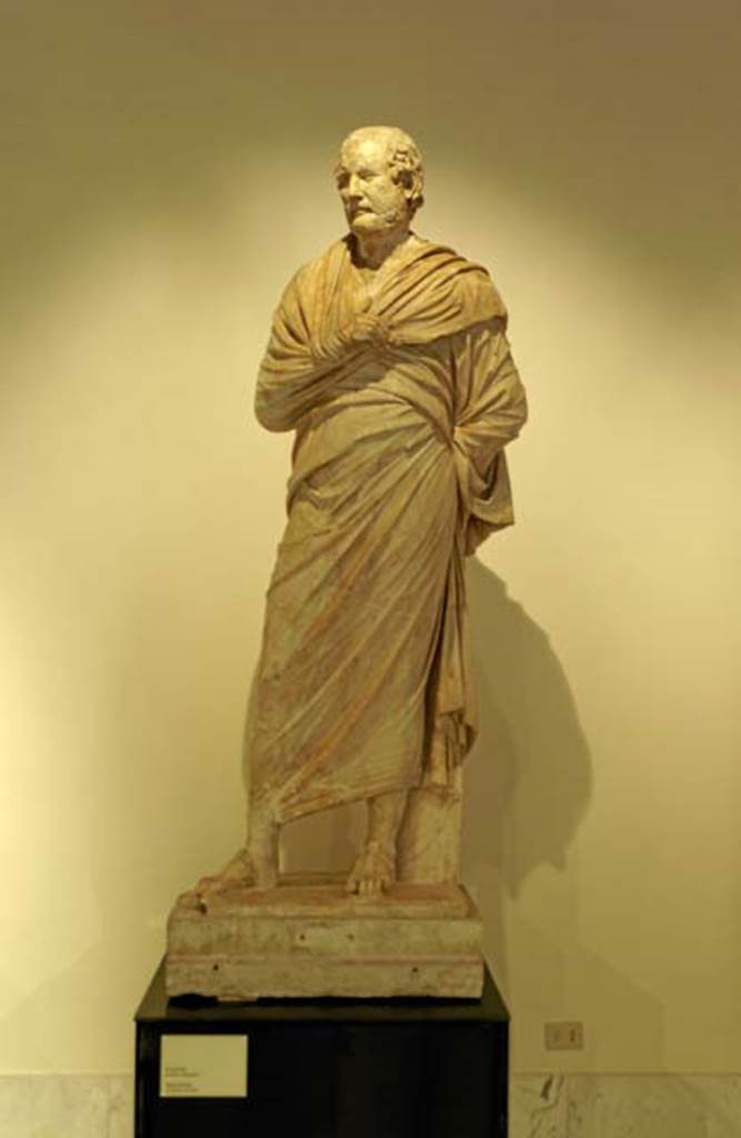 Villa dei Papiri, Herculaneum. Marble statue of Aeschines. Found in 1753, in the east portico.
Now in Naples Archaeological Museum. Inventory number 6018.
