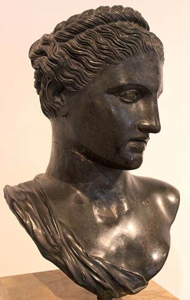 Villa dei Papiri, Herculaneum. Bronze bust of Artemis or Berenice. Found in 1756, between the east portico and the pond.
Now in Naples Archaeological Museum. Inventory number 5592.
