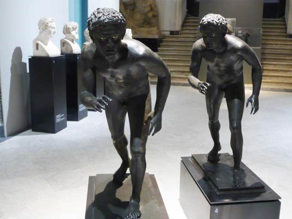 Villa dei Papiri, Herculaneum. Bronze statues of two wrestlers or athletes. Found in 1754, near the west curve of pond.
Now in Naples Archaeological Museum. Inventory numbers 5626 and 5627.
Photo courtesy of Buzz Ferebee.
