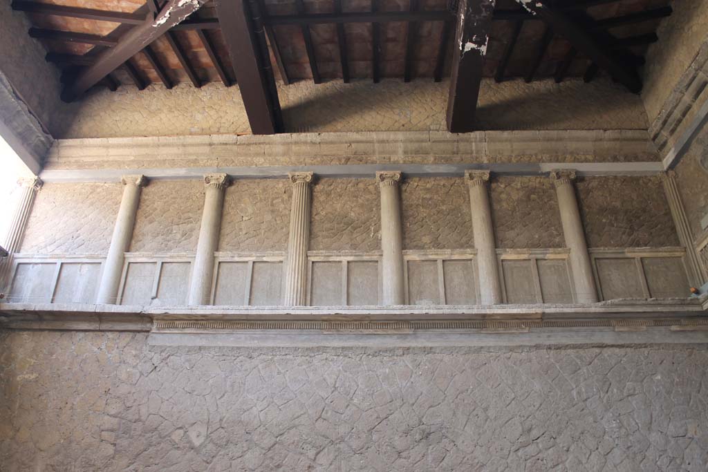 V.1 Herculaneum. March 2014. Upper south wall.
Foto Annette Haug, ERC Grant 681269 DÉCOR.