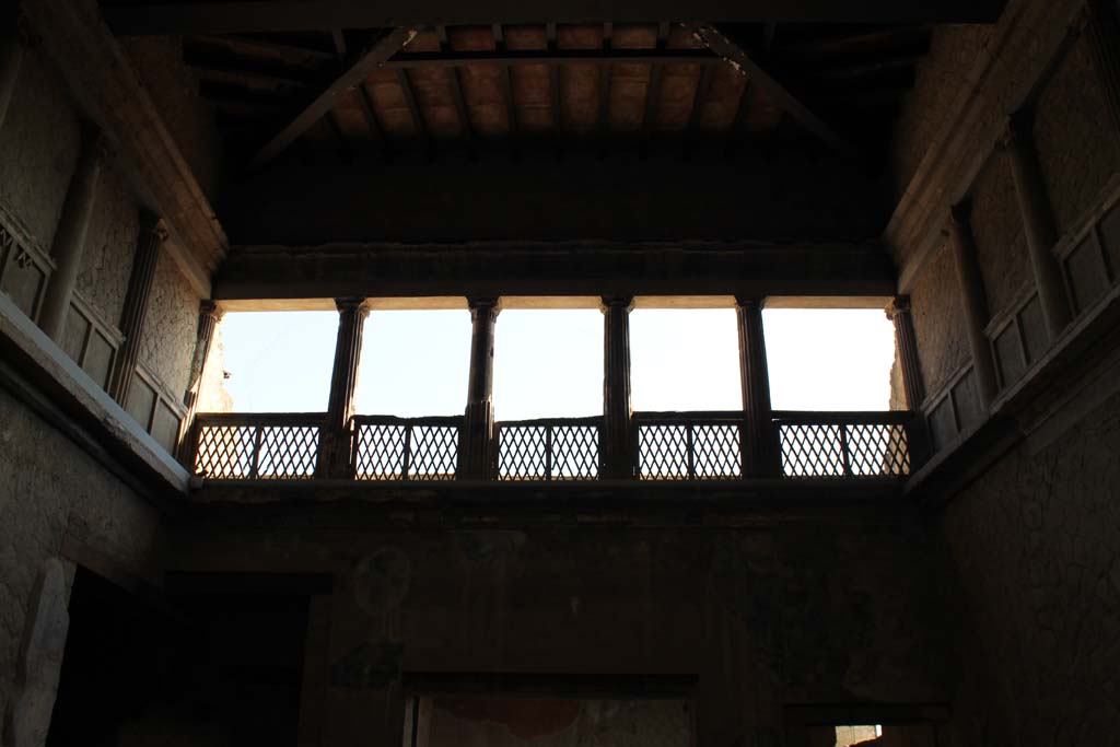 V.1 Herculaneum. March 2014. Upper east wall.
Foto Annette Haug, ERC Grant 681269 DÉCOR.